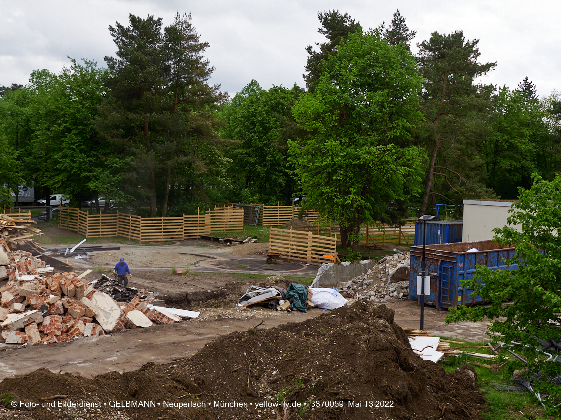 13.05.2022 - Baustelle am Haus für Kinder in Neuperlach